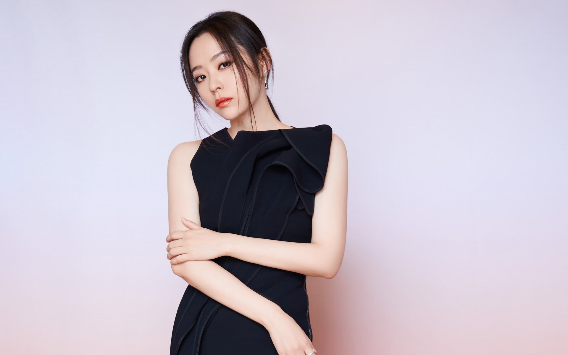 _未来科技挑战赛:AI与机器人辅助训练_,未来机器人伴侣