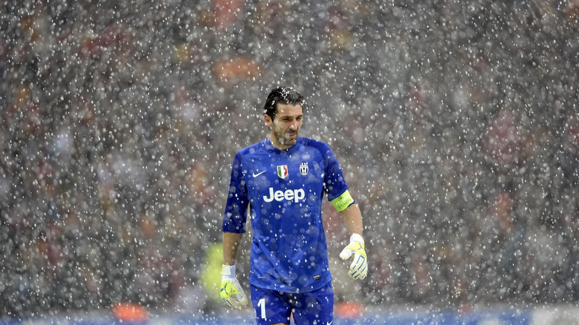 战术安排逐步细化针对不同对手制定个性化应对策略，战术布置